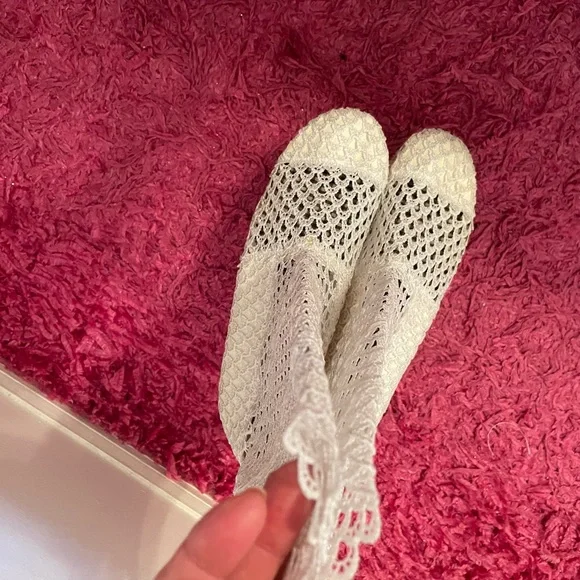 white lace summer boots, size (10,5-11) - Picture 6 of 10